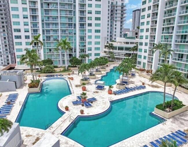Building Photo - 244 Biscayne Blvd Unit 440