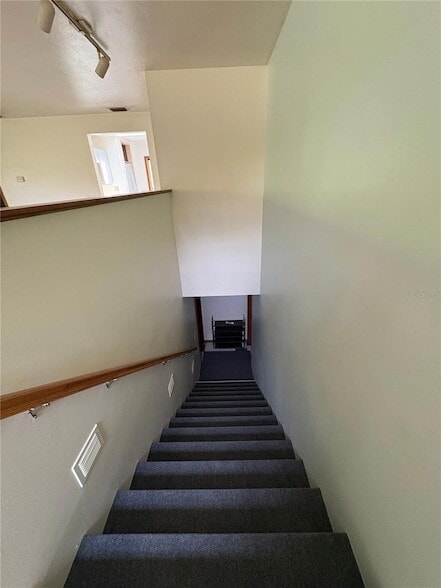 Photo - 6140 E Tenison St