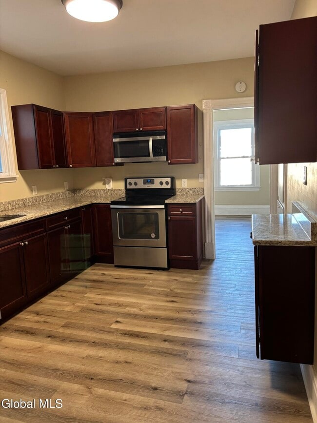 Photo - 1620 6th Ave Unit 2