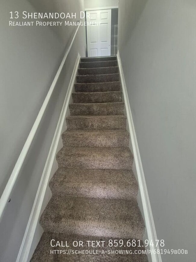 Photo - 13 Shenandoah Dr