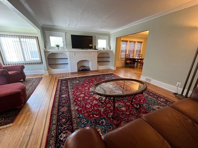 Photo - 203 Lovering Ave Unit Lower