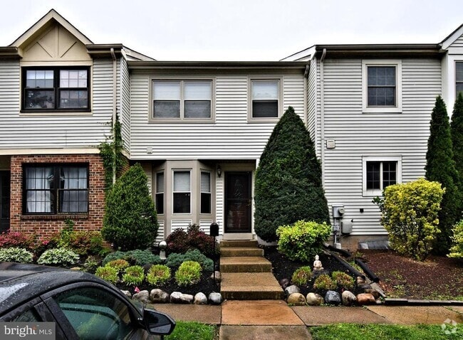 Building Photo - 305 Ward Ct Rental