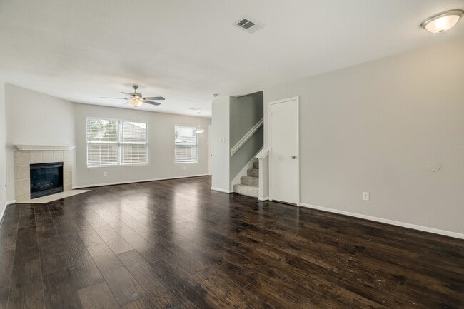 Photo - 5014 Mabry Stream Ct