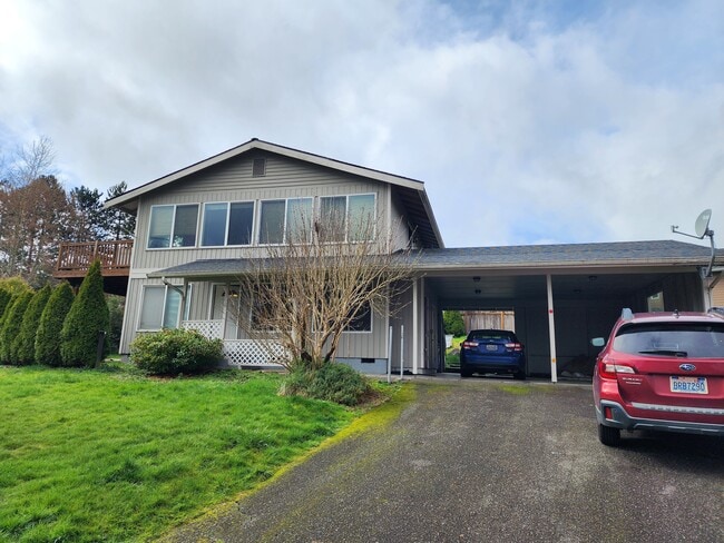 Building Photo - 806 96th Ave NE Unit A