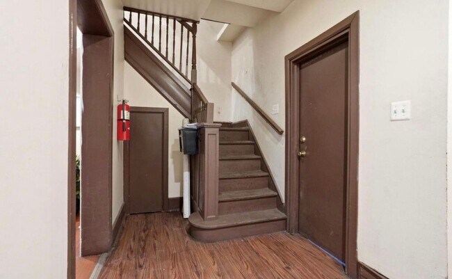 Photo - 4149 N Broad St