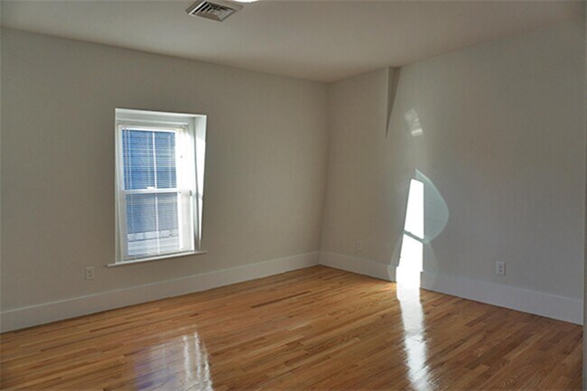 Photo - 4 Osgood St Unit 3