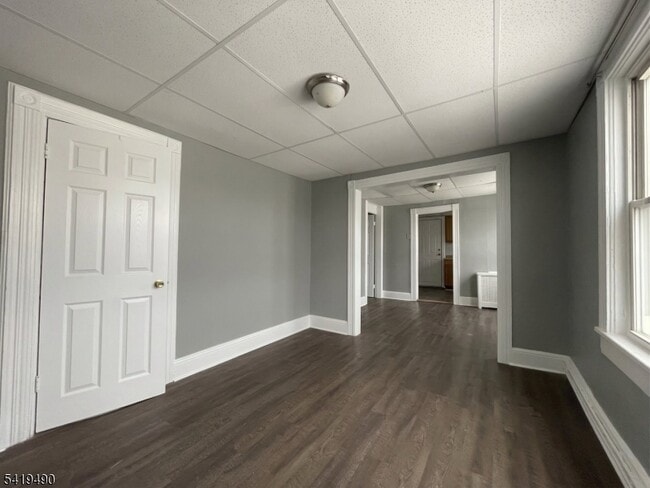 Building Photo - 307 Main St Unit 2A