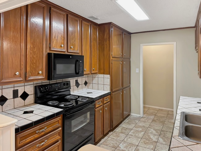 Photo - 1524 Timber Creek Dr