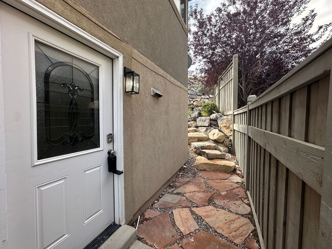 4000 Mount Airey Dr