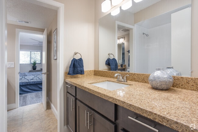 2BR, 1.5BA - 1,200SF