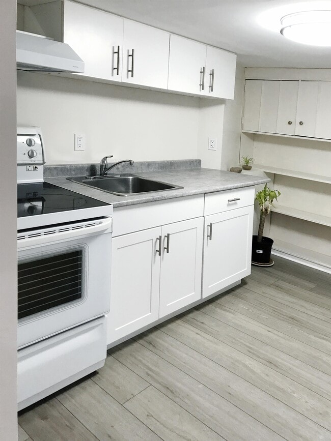 Building Photo - 509 George St Unit 3
