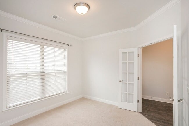 Photo - 110 Wynfield Blvd