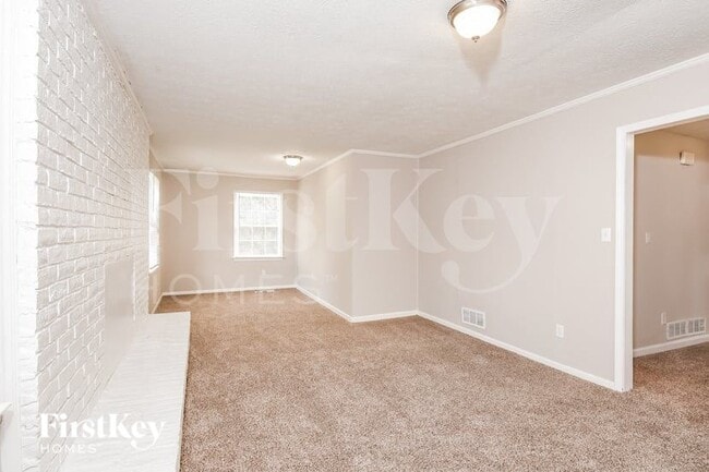 2238 Carmen Ct