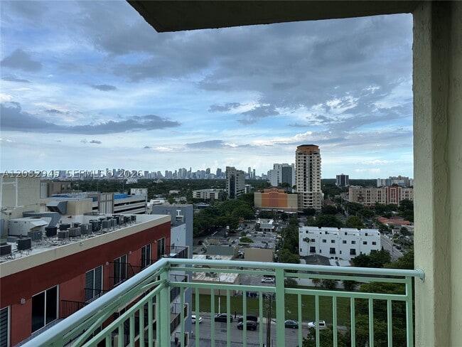 3500 Coral Wy Unit 1414