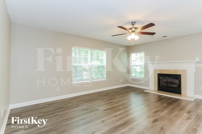 Photo - 2217 Thorn Crest Dr