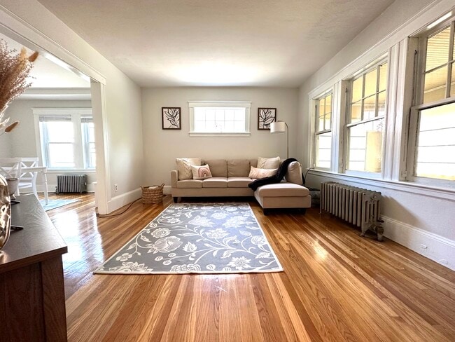 Photo - 26 Larose Pl Unit 3