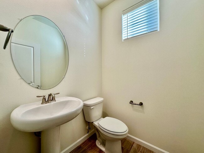 Photo - Beautiful newer 3 Bedroom 2.5 bathroom Townhouse-Evergreen School District