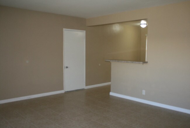 Photo - 12727 Kalnor Ave