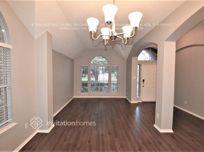 621 Magnolia Trail