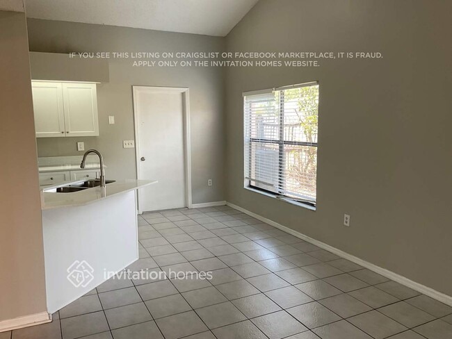 Photo - 521 Carlsbad Dr