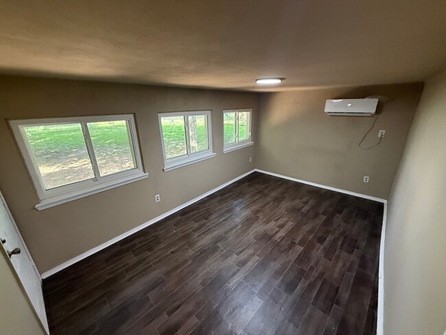 Photo - 113 N Garrison Ave