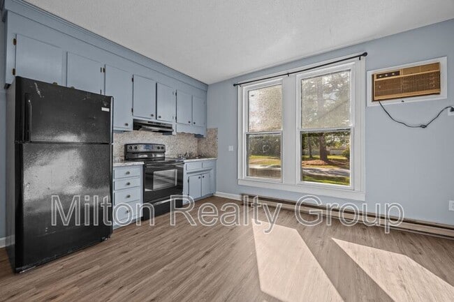 Building Photo - 51 W Washington St