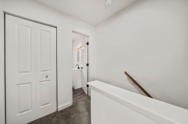 Creek Wood Townhomes
