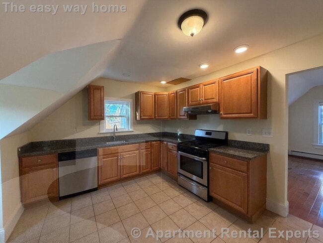 Photo - 102 Sycamore St Unidad #3