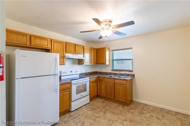 Photo - 1314 Denise Ave