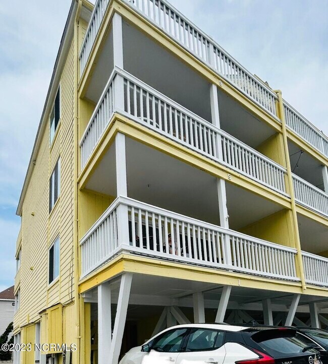 1509 Carolina Beach Ave N Condo Unit E5 Condo for Rent in Carolina
