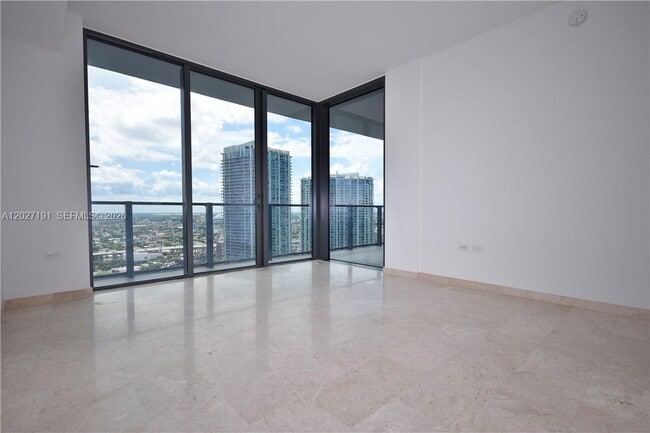 Photo - 68 SE 6th St Unit 2812