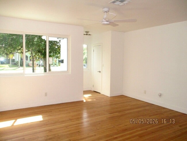 Photo - 921 Daytona Ave