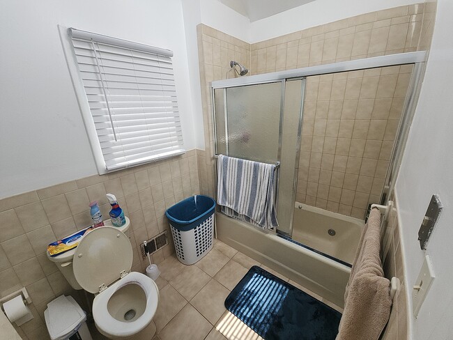 Photo - 33 Oak St Unit 1