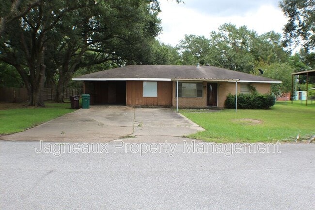Building Photo - 4121 Ridgecrest St