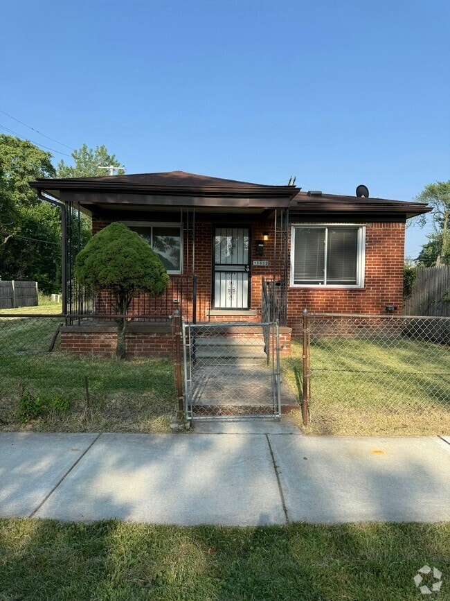 Building Photo - 15852 Wabash St Rental