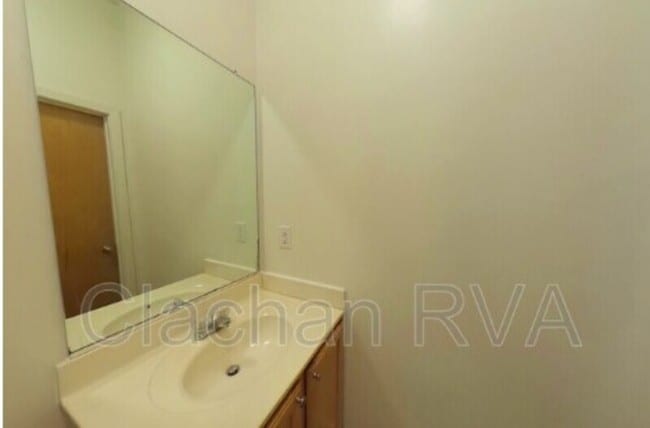 Photo - 301 Goshen St Unidad 1B