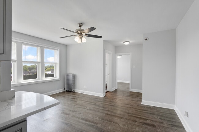 Photo - 1521 W Sherwin Ave Unit 603