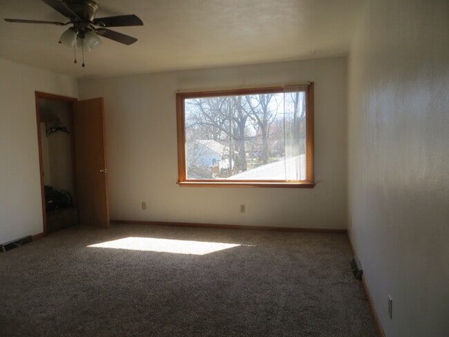 Photo - 1107 W Maple Ave S Unit 8D