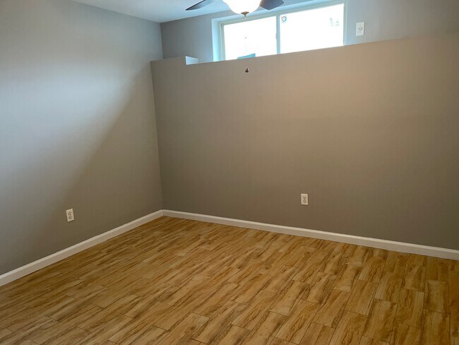 Photo - 98 Crabtree Ave Unidad 2