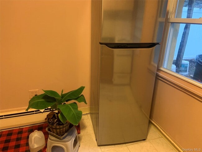 Photo - 761 Donlon Ave