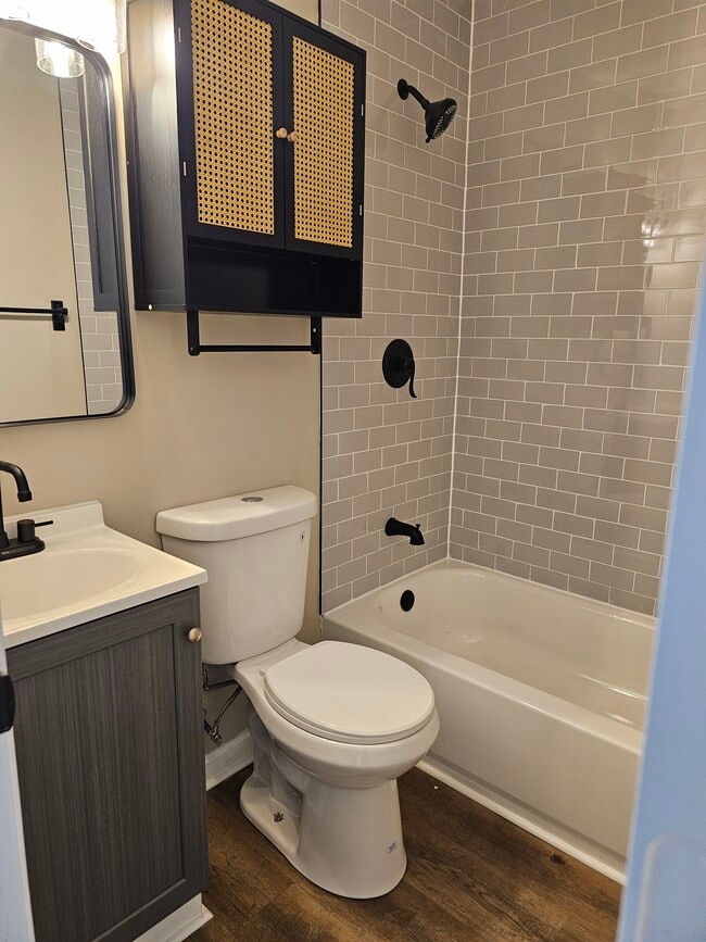 Photo - 2645 Lincoln St