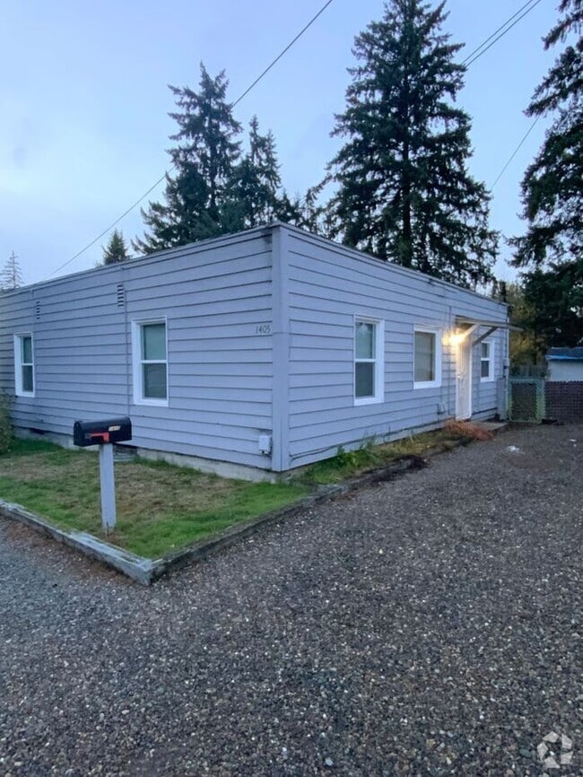 Building Photo - NOVEMBER FREEE South Tacoma 1bdr w/ separt... Rental
