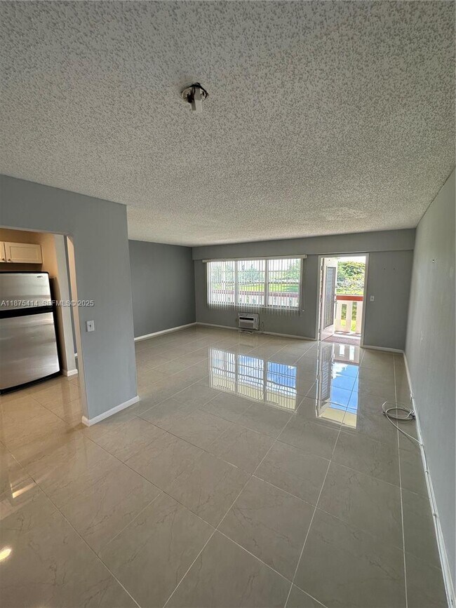 Photo - 37 Brighton A Unit 37