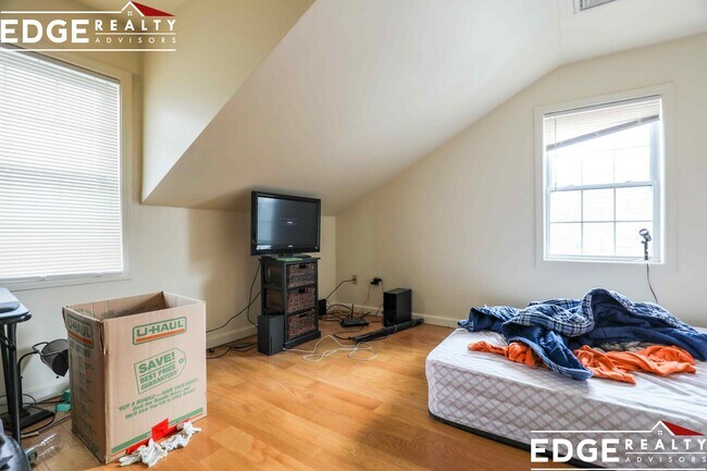 Photo - 36 Raymond St Unidad 36