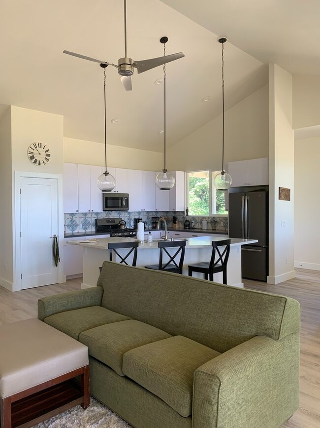 New Construction 3 Bedroom 2.5 Bathroom Home In Haena - Gorgeous Ocean View!! - New Construction 3 Bedroom 2.5 Bathroom Home In Haena - Gorgeous Ocean View!!