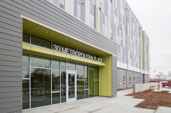 30 Metro Apartments - 30 Metro Apartments