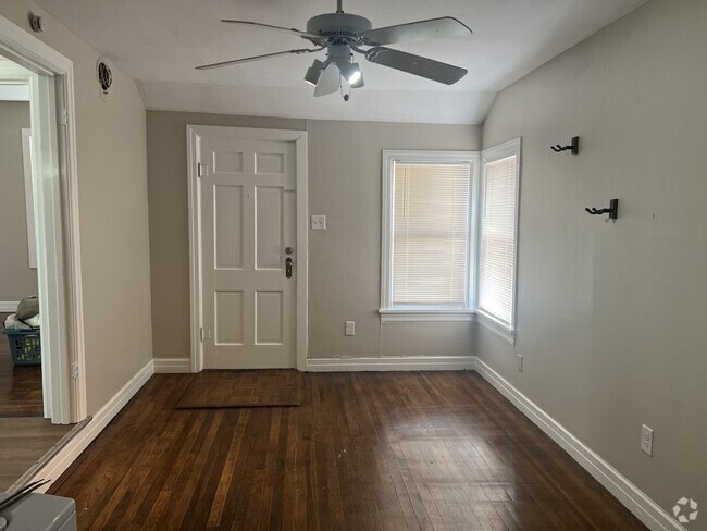 Building Photo - 2708 Avenue V Rental
