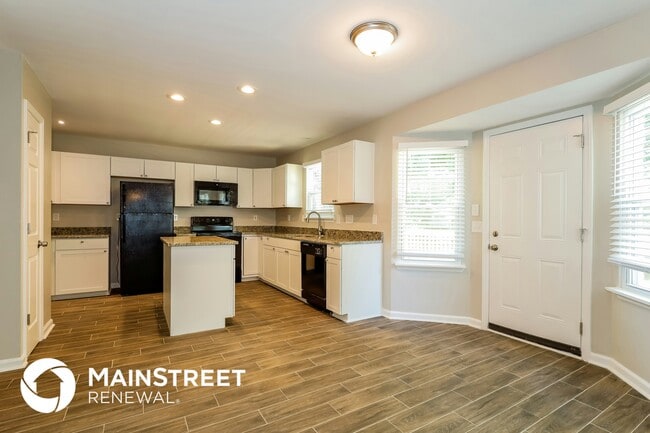 Photo - 12512 Woodside Falls Rd