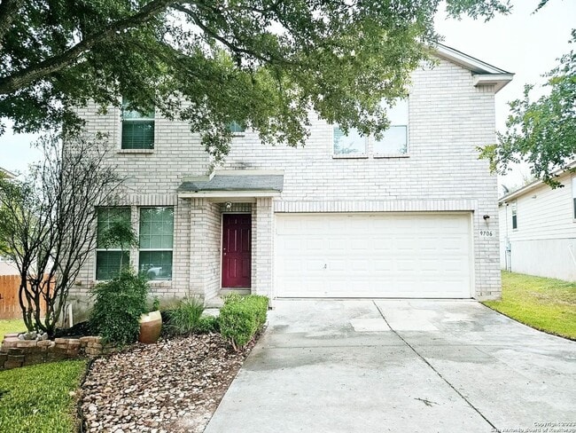 Building Photo - 9706 Battle Pass