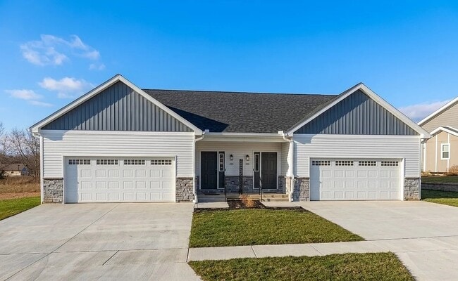 Photo - 229 Old Schaeffer Ln